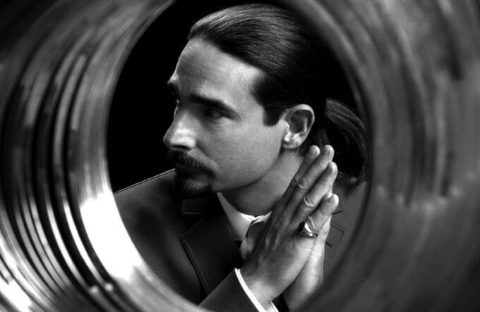 Follow Kevin Richardson